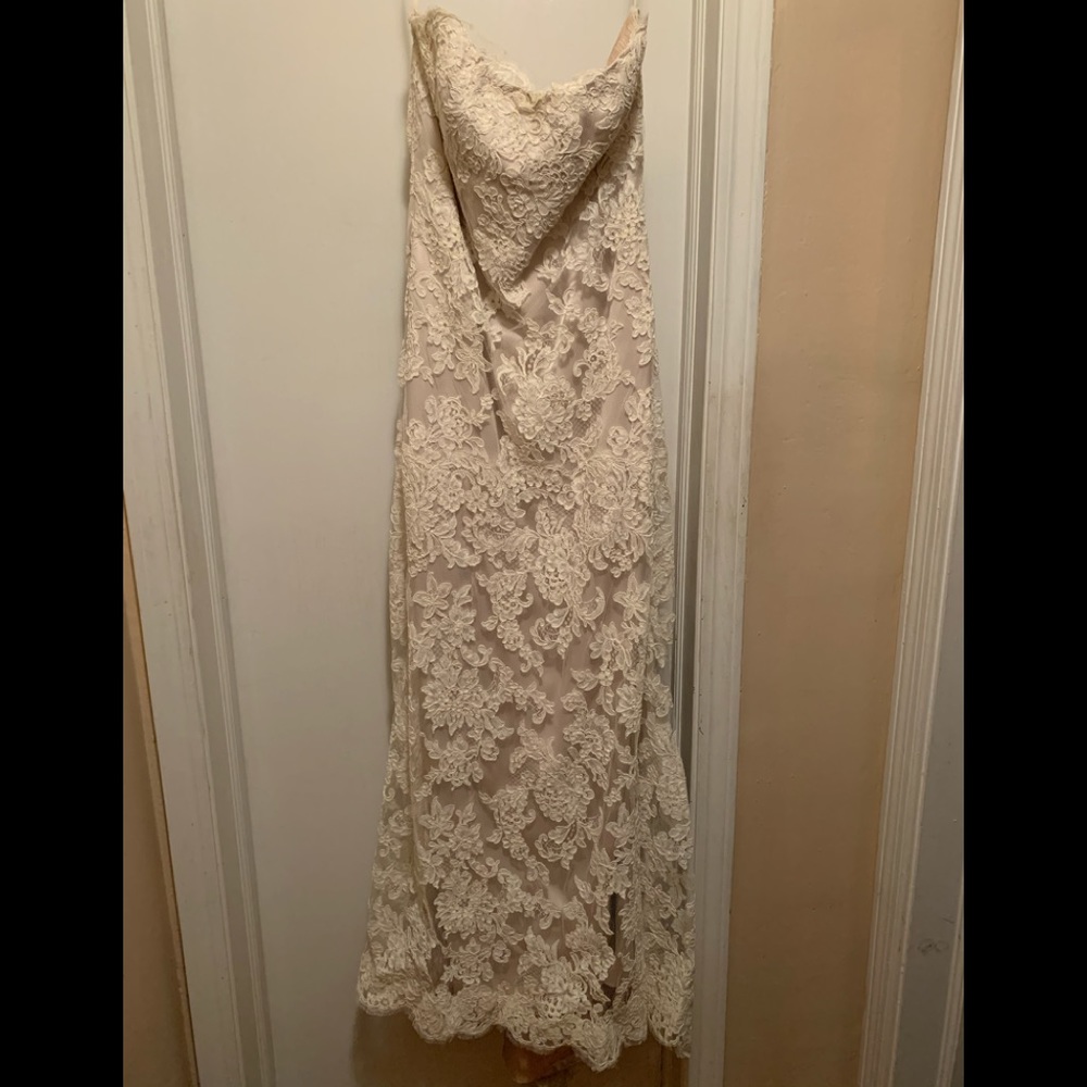 JIM HJELM Lace Wedding Gown Ivory / Champagne - Picture 4 of 5